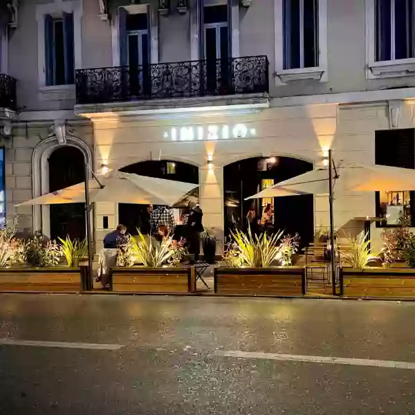 Repas de groupe - Inizio Ristorante - restaurant pour anniversaire Marseille - Restaurant sympa Marseille